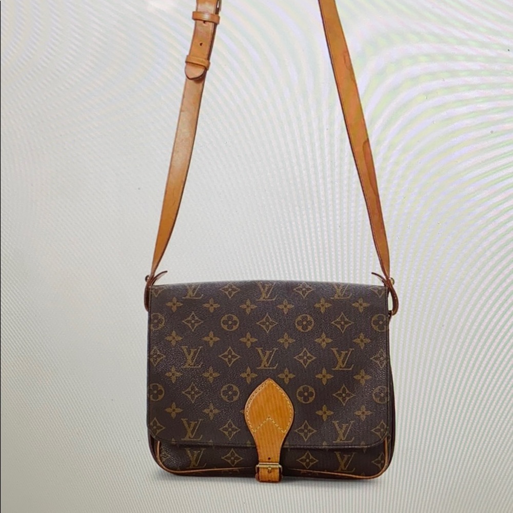 Louis Vuitton Cartouchiere GM